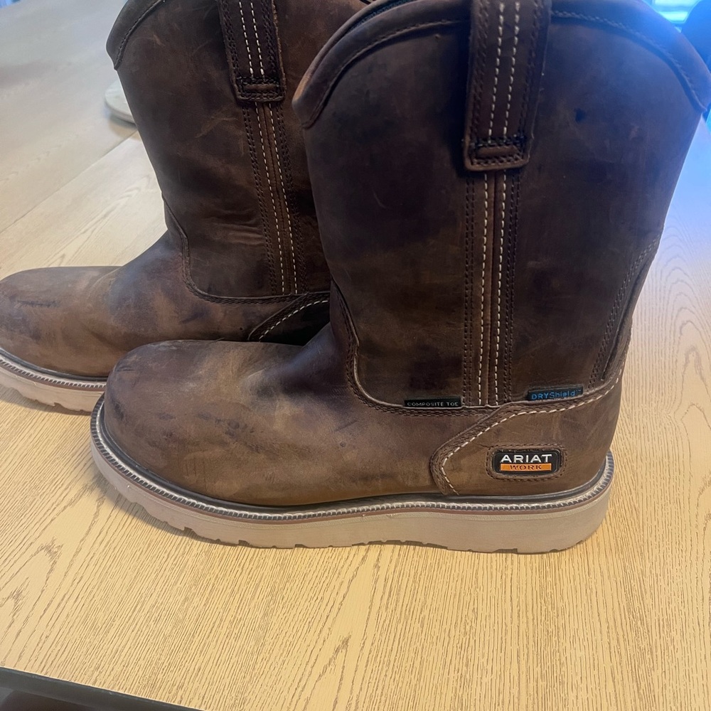 Ariat Brown Cowboy Western Boots with Pull-On Style
